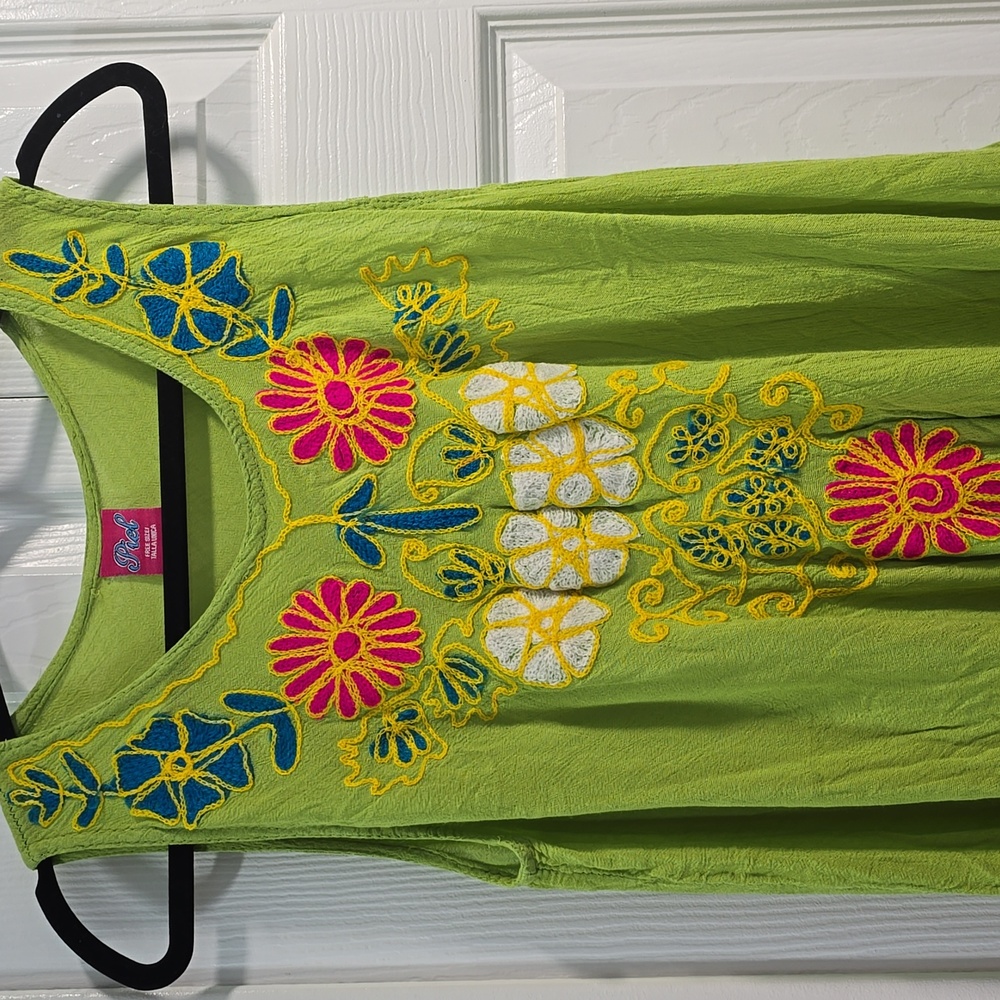 Piel Green Sleeveless Dress with Floral Embroidery - Picture 4 of 13
